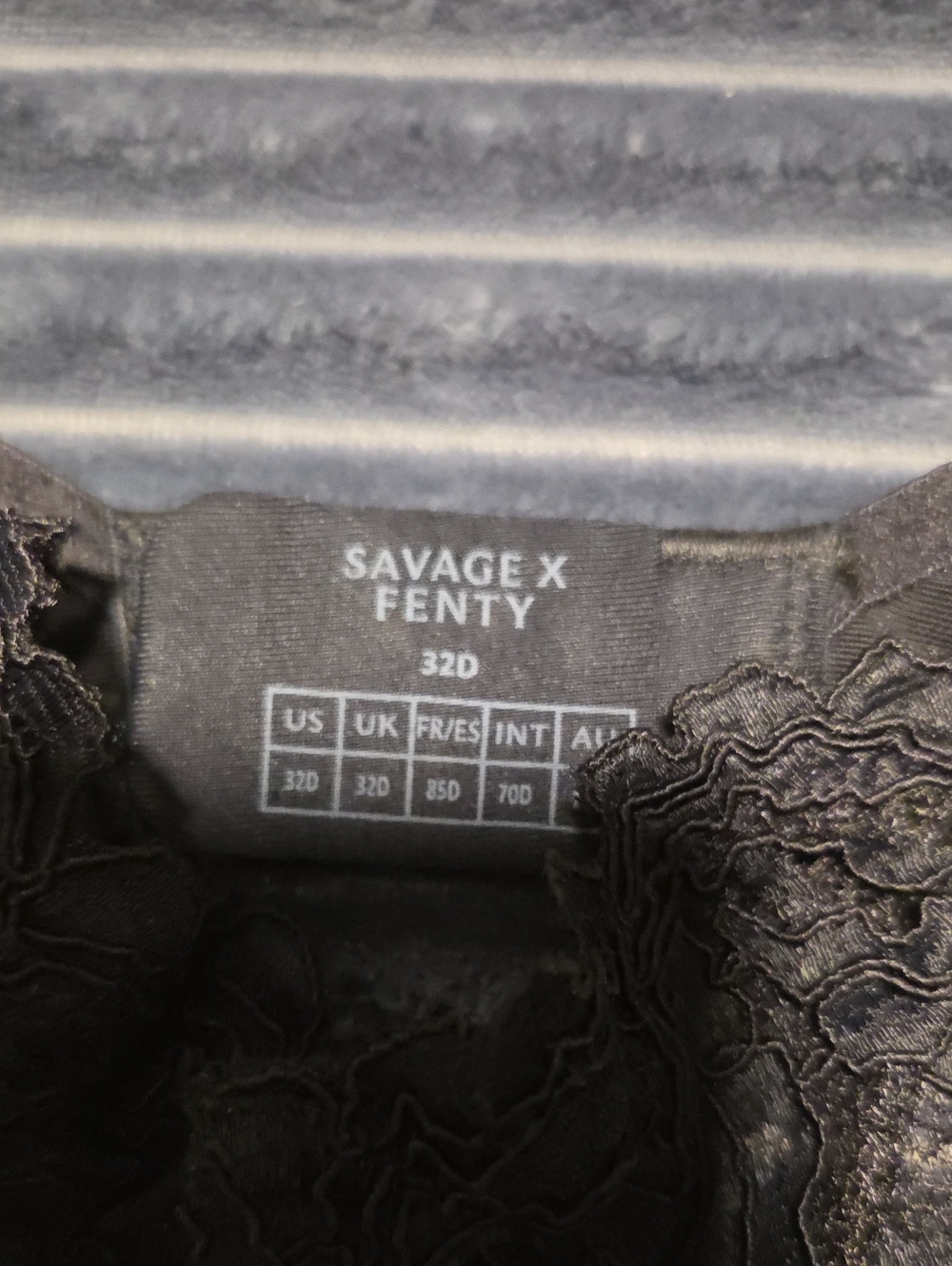 Savage X Fenty Black Lace Trim Bralette - Picture 3 of 3